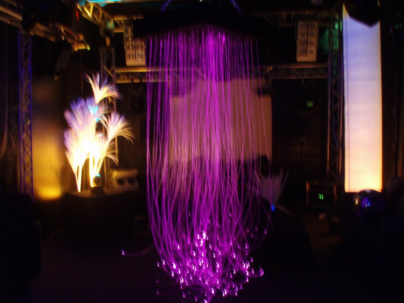 Lustre à LEDs fabrication par Sonopro Plan de Campagne