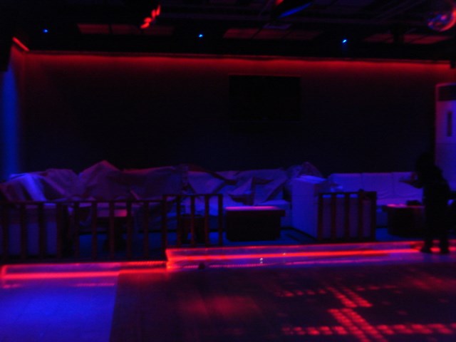 Discothèque Douala Cameroun - Installation Lumière par Sonopro