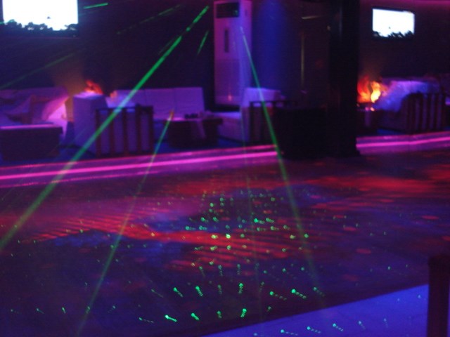 Discothèque Douala Cameroun - Installation Lumière par Sonopro